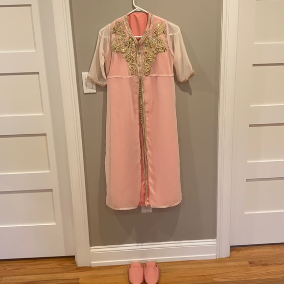 Moroccan kaftan with shoes - Picture 2 of 13